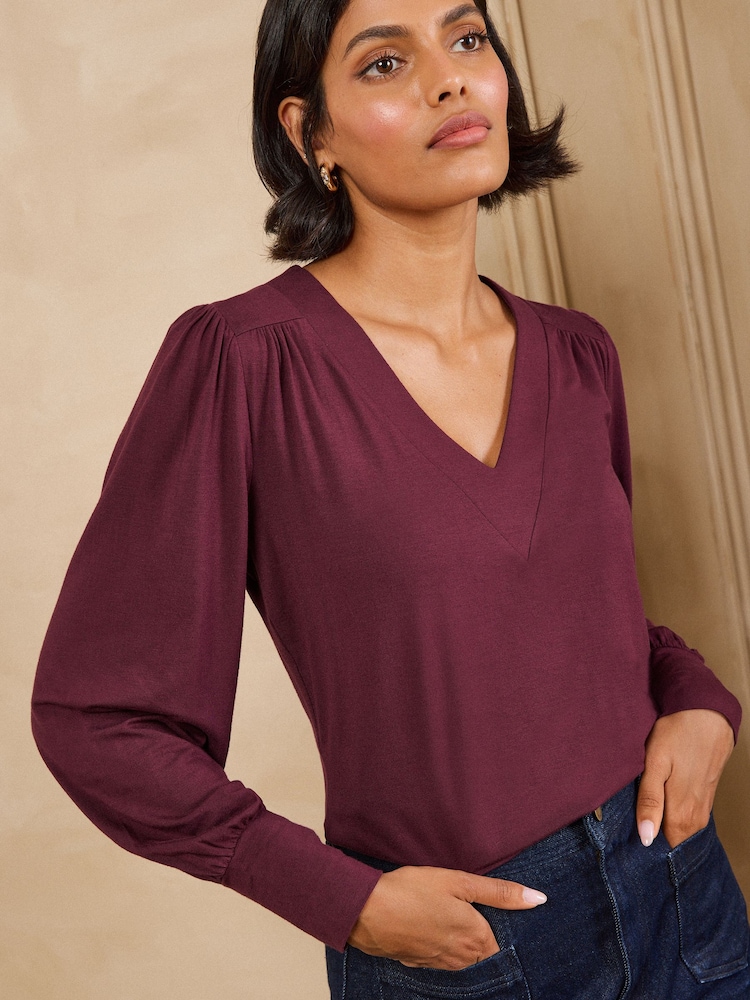 Love & Roses X2 Black and Burgundy Long Sleeve V-Neck Top - Image 2 of 7