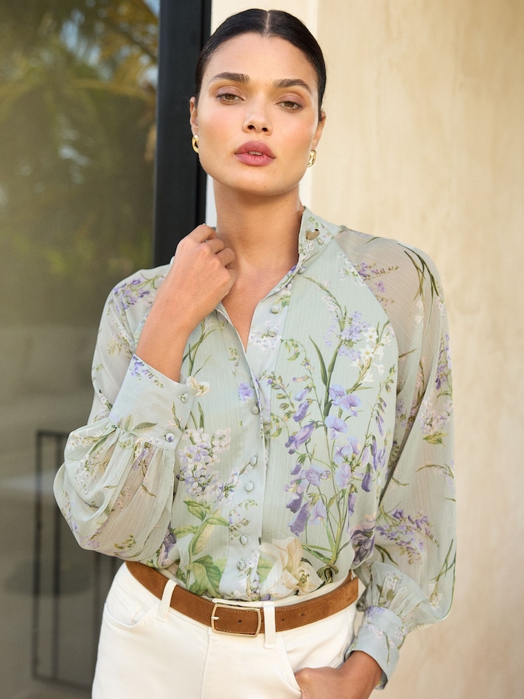 Grün mit floralem Print - Lipsy Langärmelige Bluse mit Grandad-Kragen - Bild 1 von 4 Grün mit floralem Print - Lipsy Langärmelige Bluse mit Grandad-Kragen - Bild 1 von 4