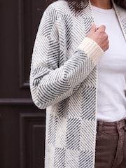 Roman White Soft Pattern Cardigan - Image 4 of 4