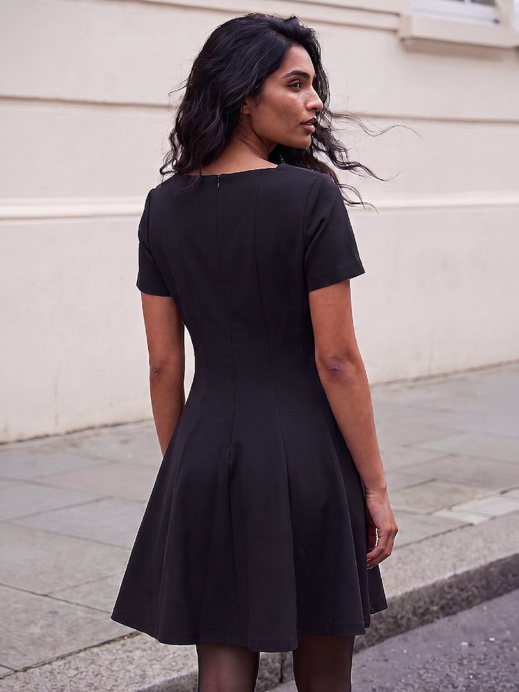 Roman Black Square Neck Panel Dress - Image 2 of 4