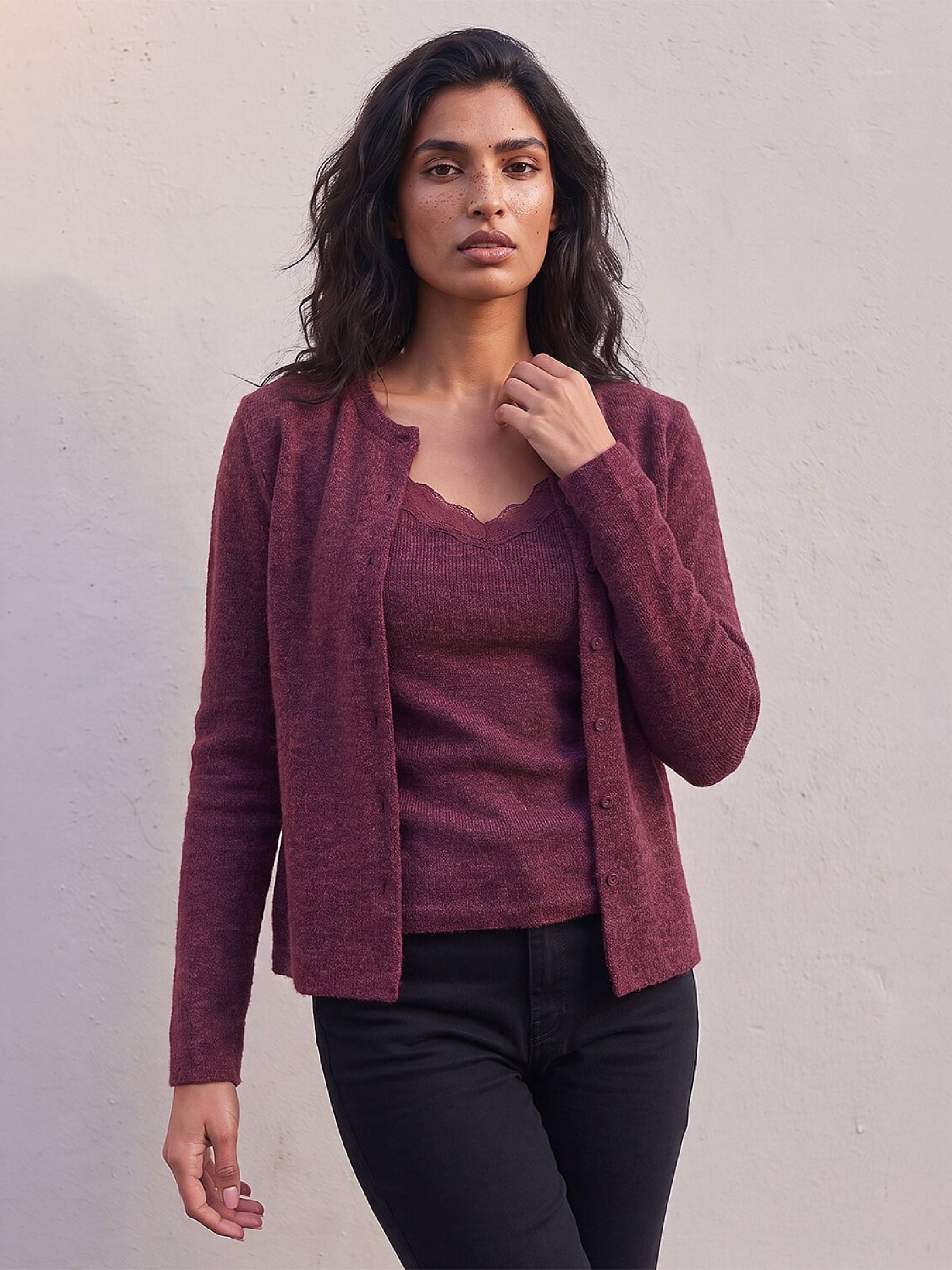 Roman Women's Burgundy Lace Trim 2-In-1 Cardigan Size 20 - Image 4