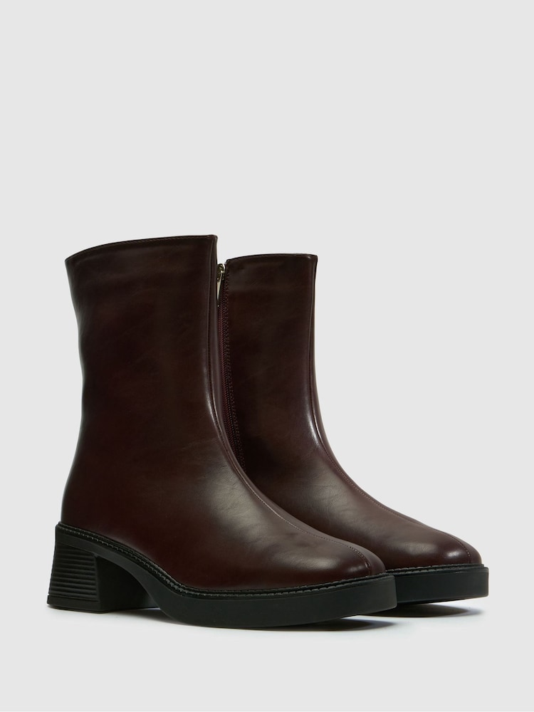 Schuh Red Beauty Square Toe Chunky Boots - Image 2 of 4