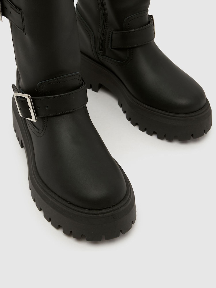 Couro preto - Schuh Danbury Suede Biker Boots - Imagem 4 de 4 Couro preto - Schuh Danbury Suede Biker Boots - Imagem 4 de 4