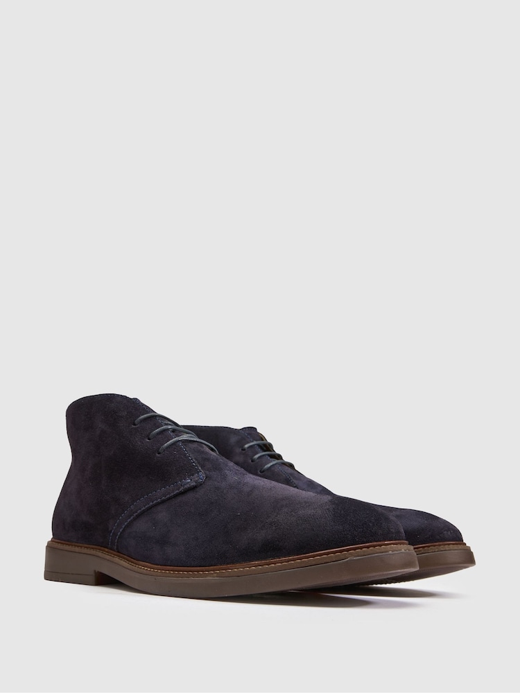 Schuh Blue Galvin Suede Chukka Boots - Image 2 of 4