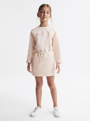 Vestido con cuello redondo brillante y cordón ajustable Posie de Reiss - Imagen 3 de 6