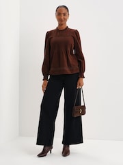 Brun - Finery Alica Corduroy Lace Detail Long Sleeve Top - Bilde 3 av 5