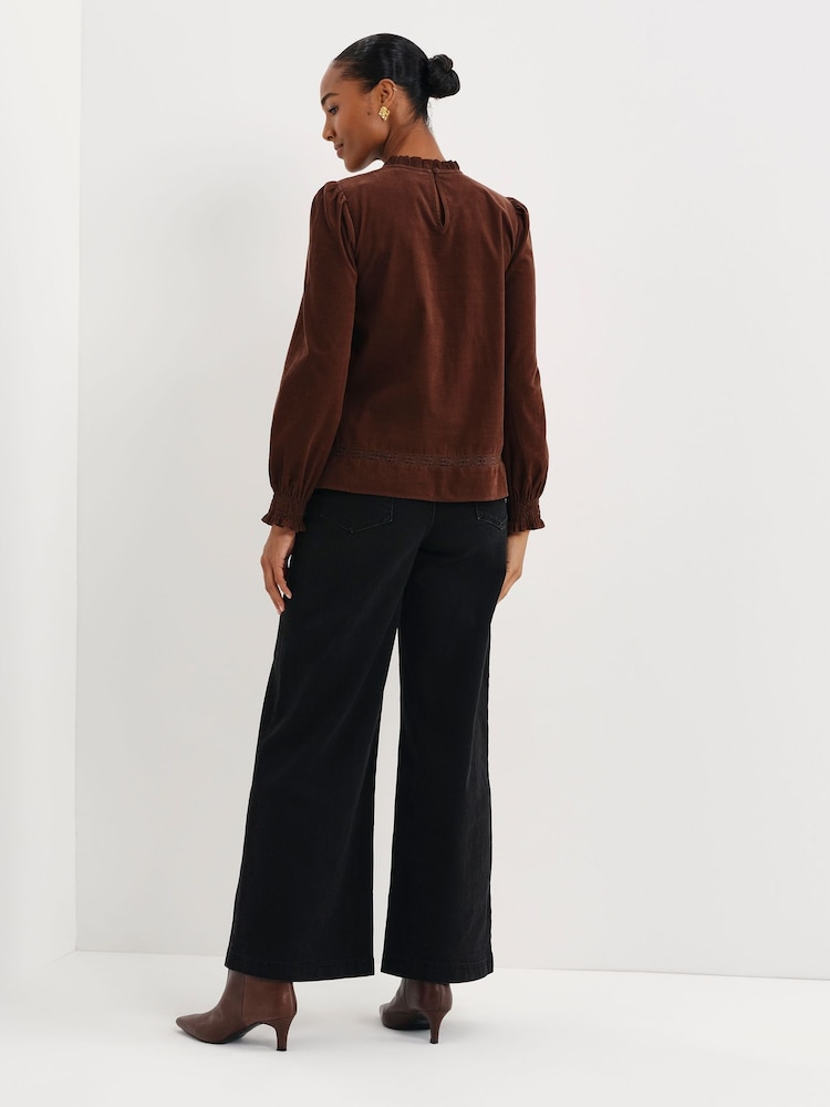 Brun - Finery Alica Corduroy Lace Detail Long Sleeve Top - Bilde 5 av 5