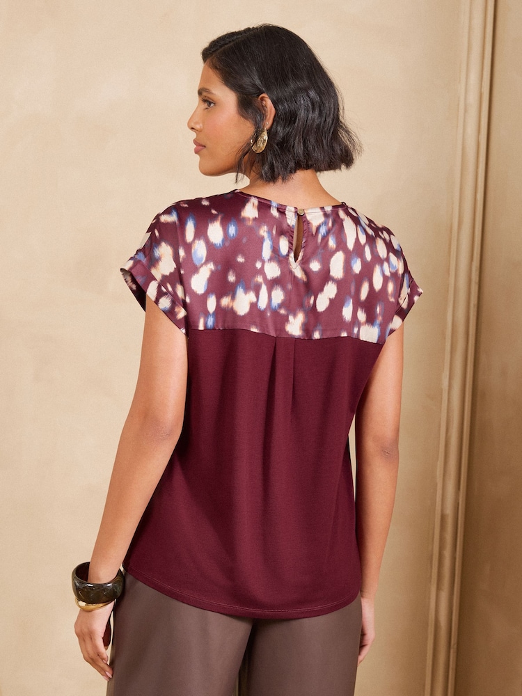 Love & Roses Burgundy Red Satin Front Tipped T-Shirt - Image 4 of 4 Love & Roses Burgundy Red Satin Front Tipped T-Shirt - Image 4 of 4