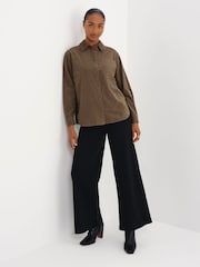 أخضر - Finery Raquel Corduroy Long Sleeve Shirt - صورة 4 من 5