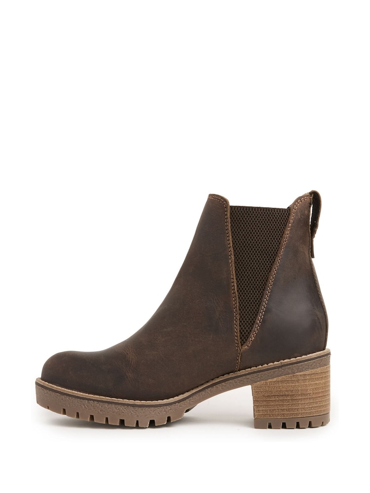 Celtic & Co. Brown Block Heel Chelsea Boots - Image 2 of 6 Celtic & Co. Brown Block Heel Chelsea Boots - Image 2 of 6