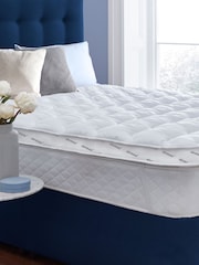 Silentnight White Airmax 800 8cm Mattress Topper - Image 1 of 9