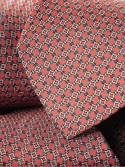 Charles Tyrwhitt Pink Silk Pint Tie - Image 2 of 2