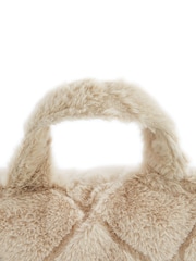 Catherine Lansfield Natural Cosy and Soft Diamond Fleece Cuddle Chair Cushion Cushion - Image 4 of 5
