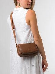 Braun - Pure Luxuries London Bree Umhängetasche aus Nappaleder - Bild 6 von 8