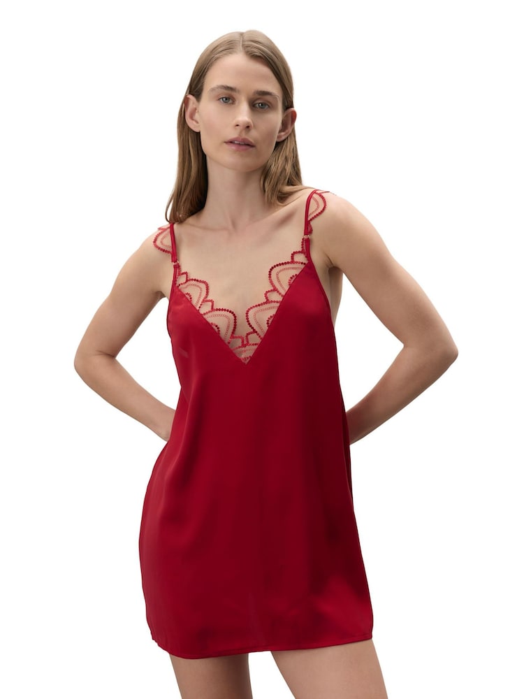 Bluebella Soraya Luxury Satin Short Chemise - Bilde 1 av 4