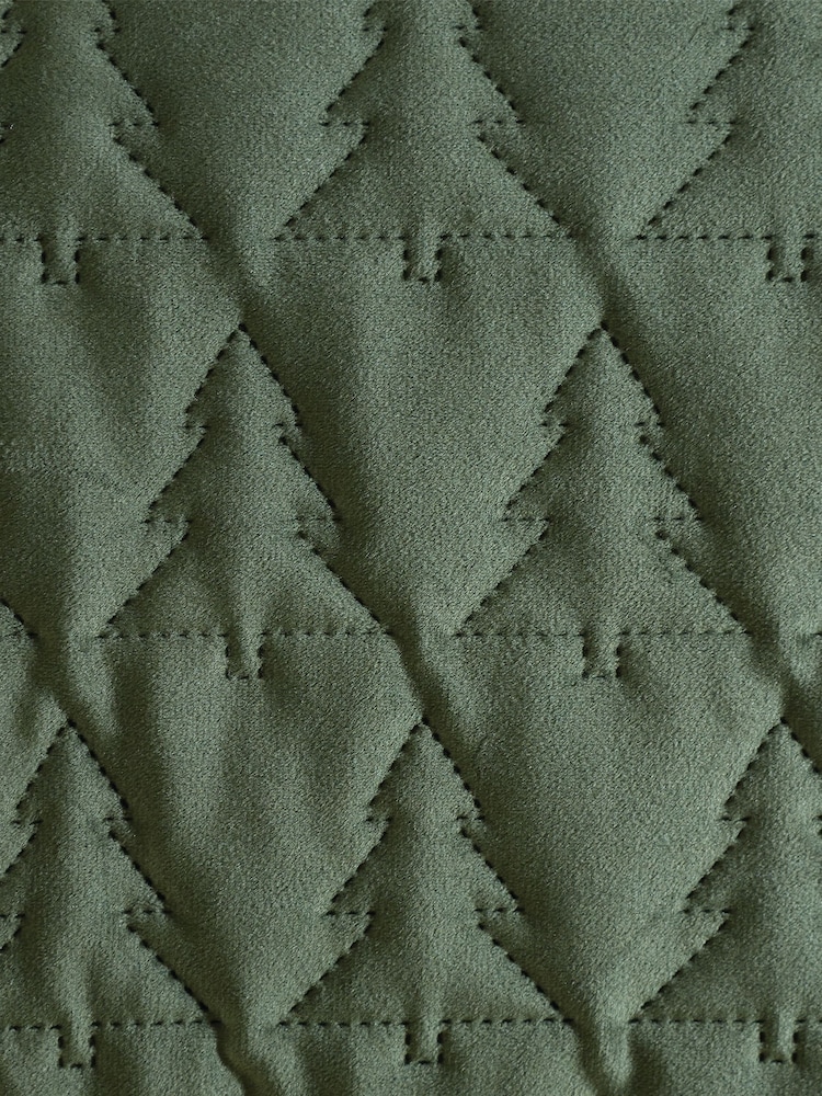 Catherine Lansfield Green Christmas Tree Cosy and Warm  Duvet Cover Set - Image 3 of 3