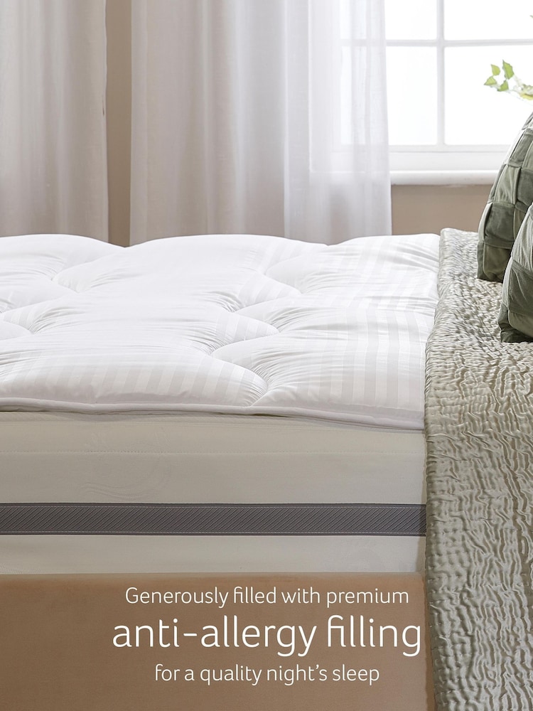 Snuggledown Quilted Hotel Anti-Allergy Mattress Protector - Image 2 of 6 Snuggledown Quilted Hotel Anti-Allergy Mattress Protector - Image 2 of 6