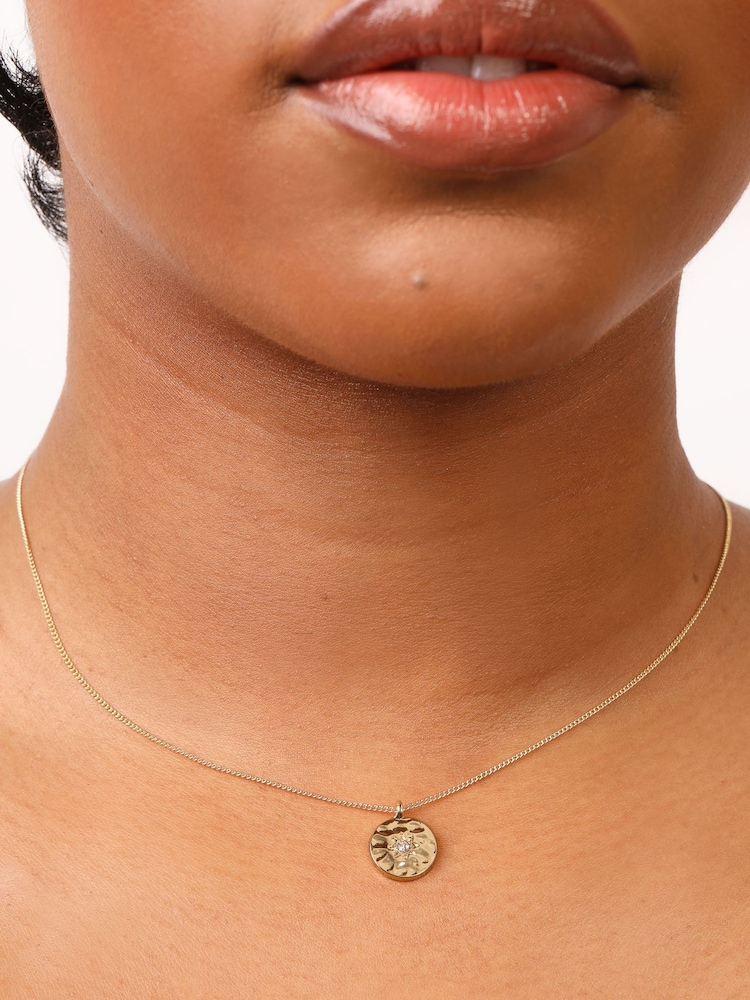 Caramel Jewellery London Gold Tone 'Hammered Disc' Necklace - Image 1 of 6