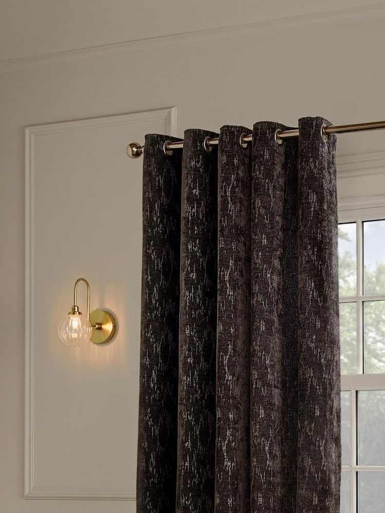 Paoletti Aurelio Chenille Lined Eyelet Curtains - Bilde 1 av 4 Paoletti Aurelio Chenille Lined Eyelet Curtains - Bilde 1 av 4