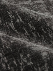 Paoletti Aurelio Chenille Lined Eyelet Curtains - Bilde 4 av 4