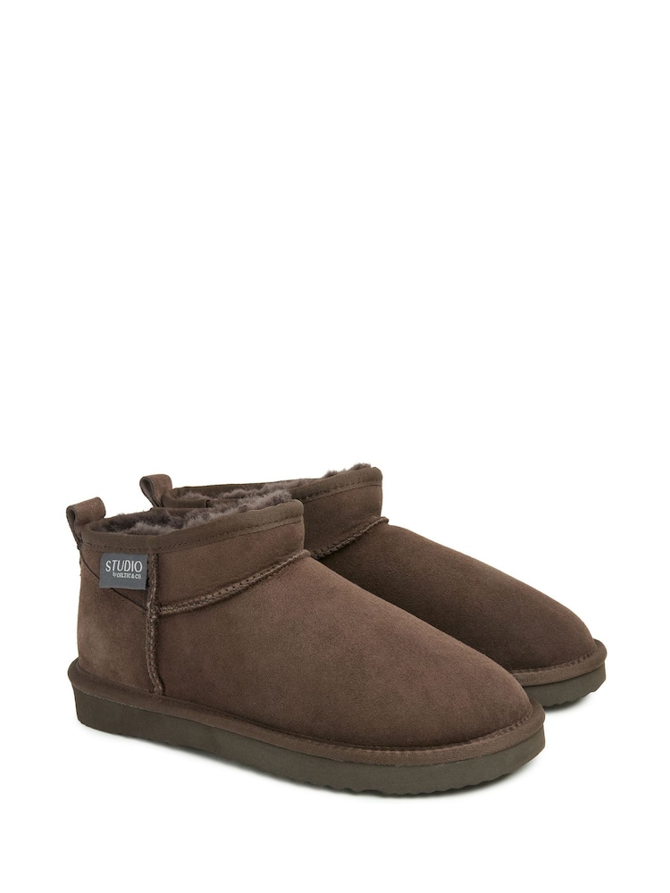 Botas pantufla cortas Studio de Celtic & Co. - Imagen 2 de 6 Botas pantufla cortas Studio de Celtic & Co. - Imagen 2 de 6
