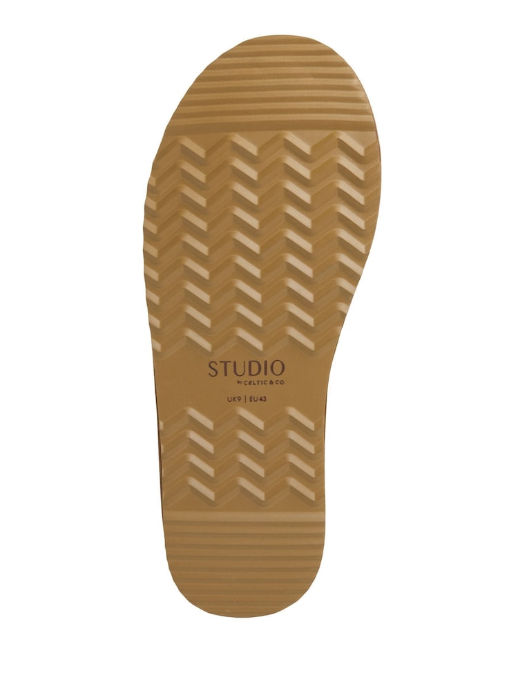Celtic & Co. Brown Studio Slipper Boots - Image 6 of 6 Celtic & Co. Brown Studio Slipper Boots - Image 6 of 6