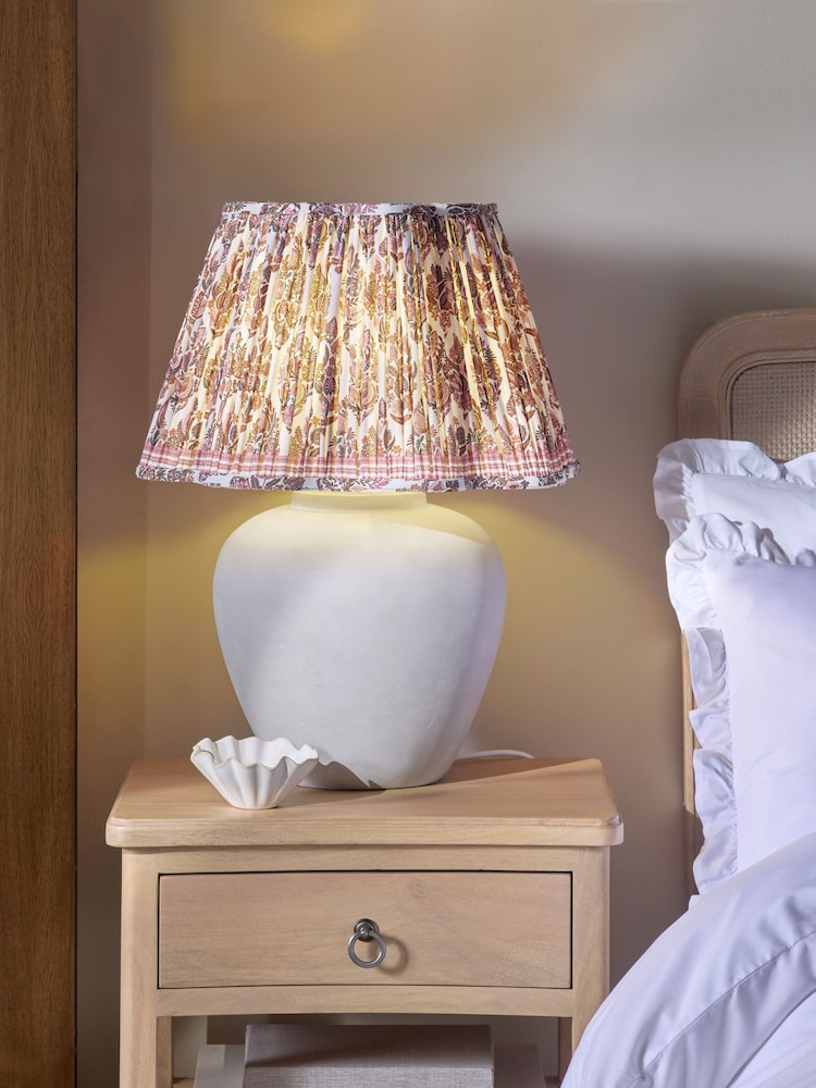 Red Scalloped Pleated Lamp Shade - Image 2 of 5 Red Scalloped Pleated Lamp Shade - Image 2 of 5