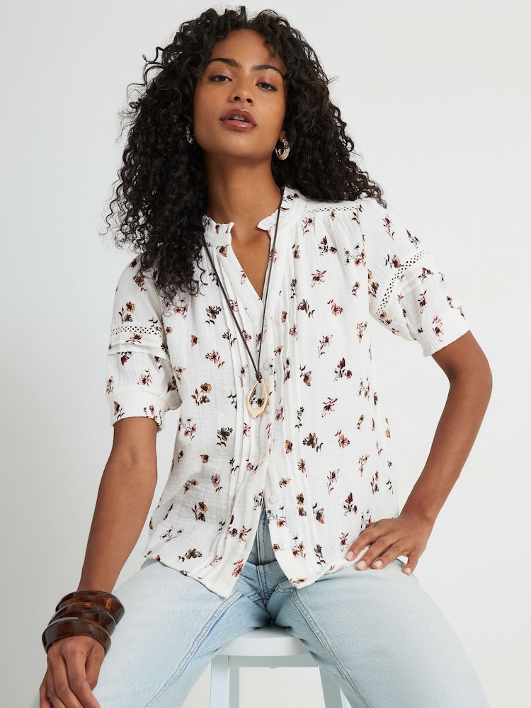 River Island Cream Floral Textured Pintuck Blouse - Image 4 of 4 River Island Cream Floral Textured Pintuck Blouse - Image 4 of 4