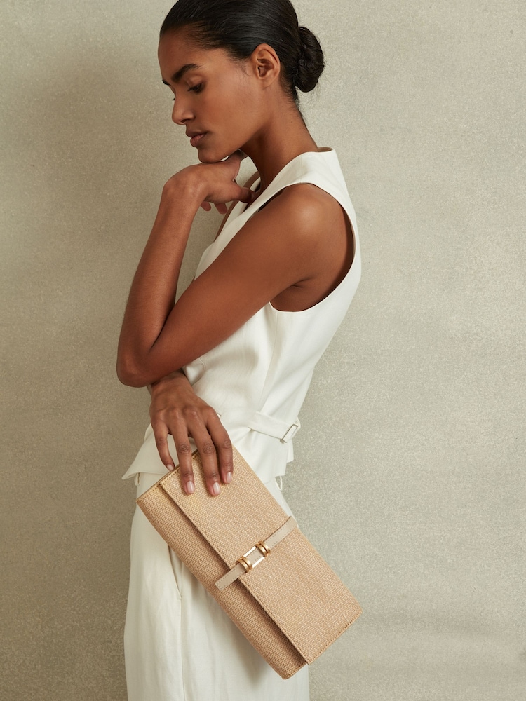 Reiss Regent Raffia Baguette Kuvertväska Väska - Bild 2 av 6 Reiss Regent Raffia Baguette Kuvertväska Väska - Bild 2 av 6