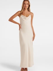 Weiß - Forever New Hannah Diamante Satin-Trägerkleid​​​​​​​ - Bild 1 von 4