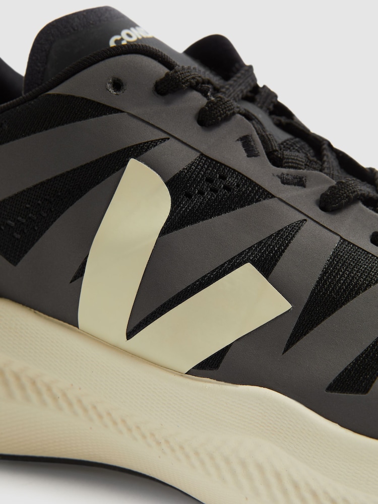 Veja Mesh Running Trainers - Image 4 of 4