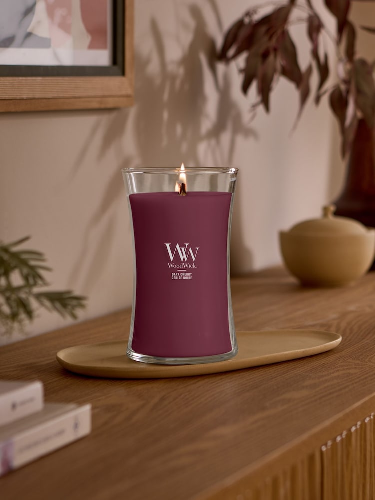 Woodwick Purple Medium Hourglass 1 Wick Large Candle - Image 2 of 4 Woodwick Purple Medium Hourglass 1 Wick Large Candle - Image 2 of 4
