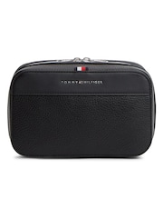 Tommy Hilfiger Black Metal Logo Pebble Grain Washbag - Image 1 of 4