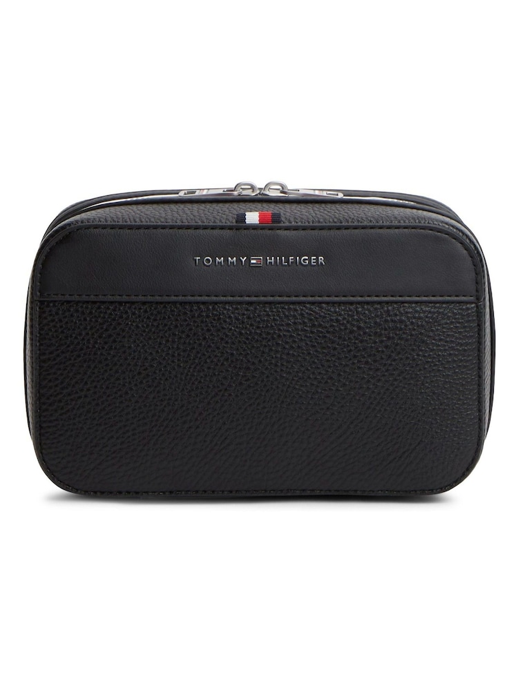 Tommy Hilfiger Black Metal Logo Pebble Grain Washbag - Image 1 of 4 Tommy Hilfiger Black Metal Logo Pebble Grain Washbag - Image 1 of 4
