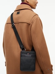 Tommy Hilfiger Black Metal Logo Textured Cross-Body Bag - Image 2 of 5