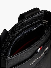 Tommy Hilfiger Black Metal Logo Textured Cross-Body Bag - Image 4 of 5