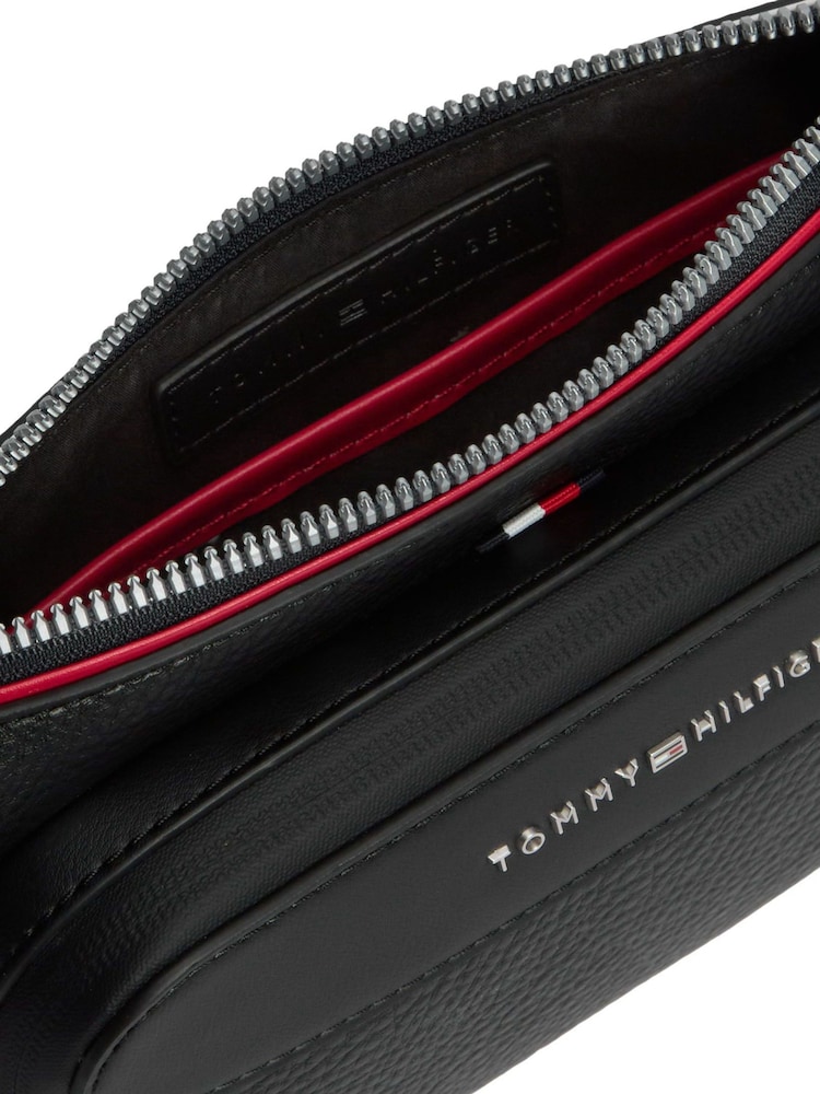 Tommy Hilfiger Black Metal Logo Textured Cross-Body Bum Bag - Image 5 of 5 Tommy Hilfiger Black Metal Logo Textured Cross-Body Bum Bag - Image 5 of 5