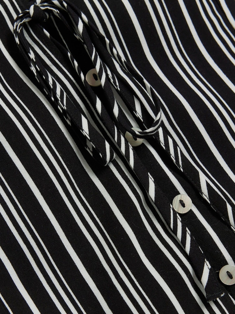 River Island Black Tie Stripe Waistcoat - Image 4 of 4