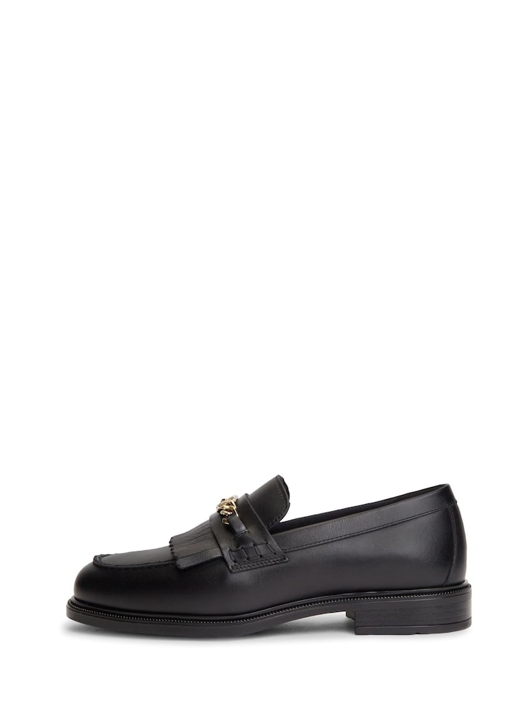 Tommy Hilfiger Black Leather Chain Horsebit Fringe Loafers - Image 2 of 6 Tommy Hilfiger Black Leather Chain Horsebit Fringe Loafers - Image 2 of 6