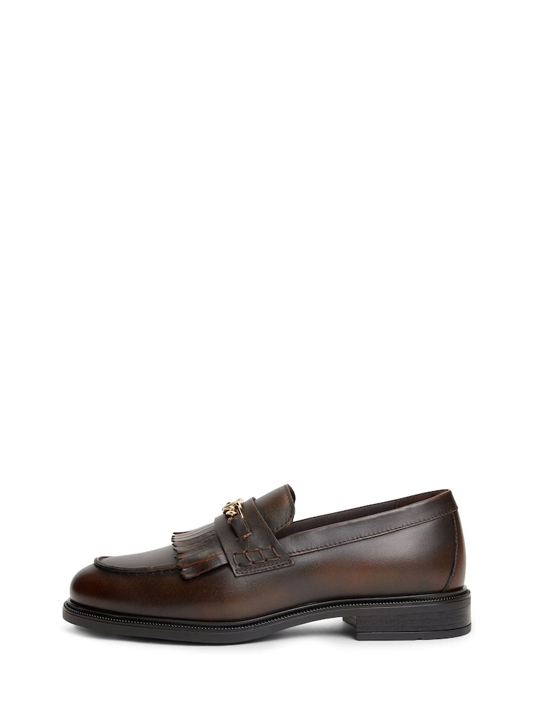 Tommy Hilfiger Brown Leather Chain Horsebit Fringe Loafers - Image 1 of 6 Tommy Hilfiger Brown Leather Chain Horsebit Fringe Loafers - Image 1 of 6