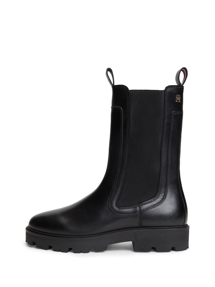 Tommy Hilfiger Black Leather Cleat High Chelsea Boots - Image 2 of 6 Tommy Hilfiger Black Leather Cleat High Chelsea Boots - Image 2 of 6