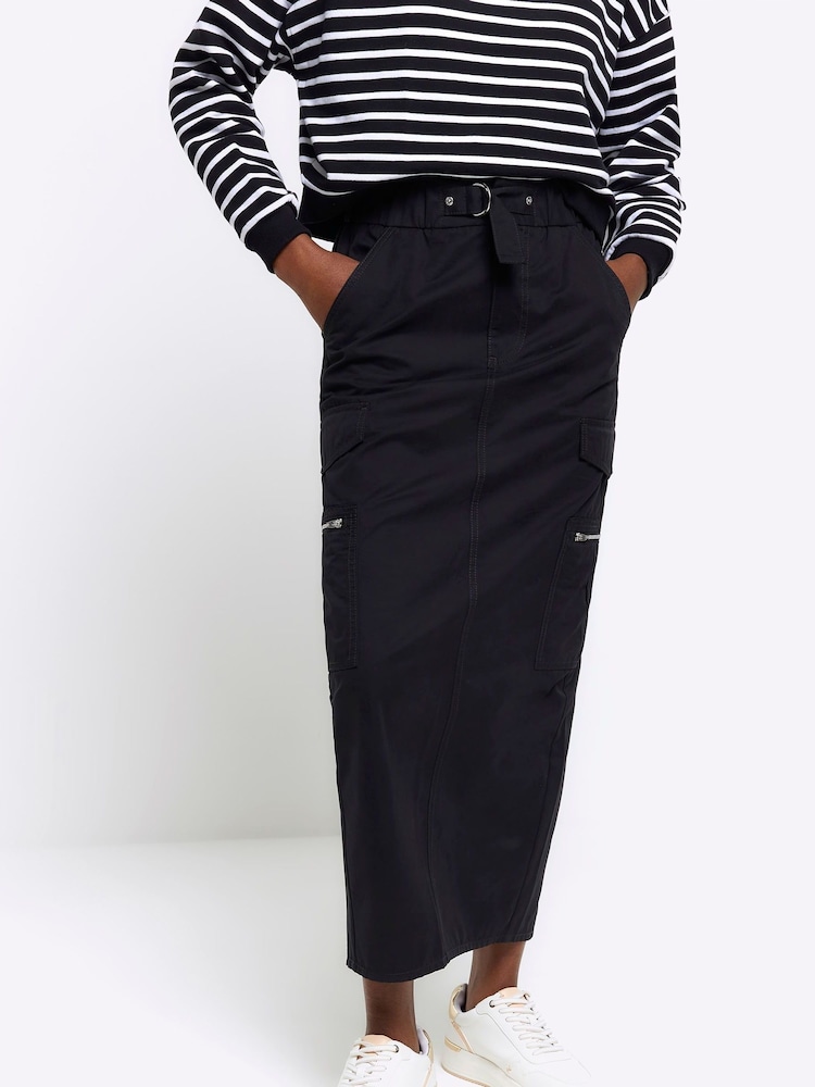 River Island Black Pocketed Denim Pencil Skirt - Image 1 of 4 River Island Black Pocketed Denim Pencil Skirt - Image 1 of 4