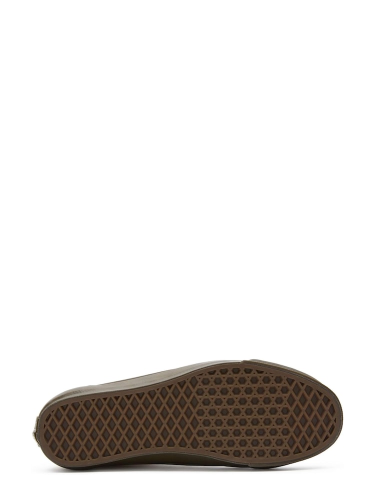 Vans Mens Old Skool Gum Sole Trainers - Image 5 of 5