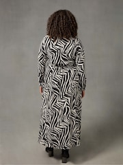 Live Unlimited Black/White Curve Linear Print Shirt Dress - Image 3 of 5