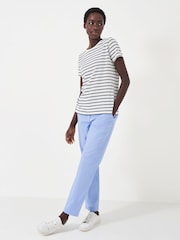 Hellblau - Crew Clothing Salcombe Chinos - Bild 3 von 5