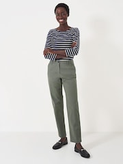 Grün - Crew Clothing Salcombe Chinos - Bild 2 von 5
