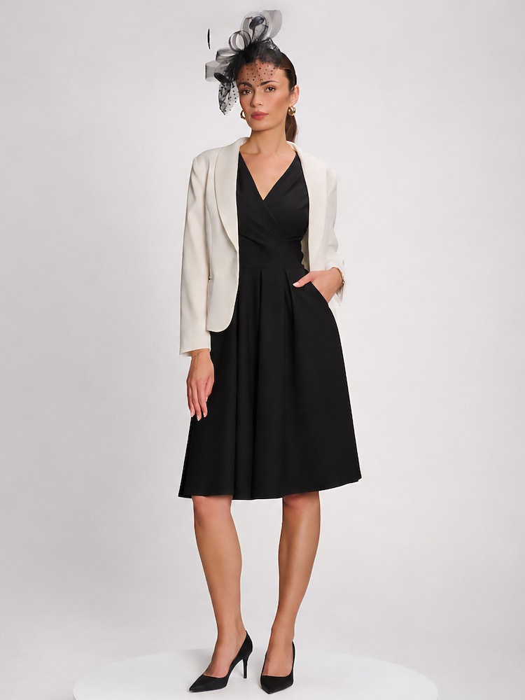 Jolie Moi Black Plain Sleeveless Midi Dress - Image 6 of 6 Jolie Moi Black Plain Sleeveless Midi Dress - Image 6 of 6