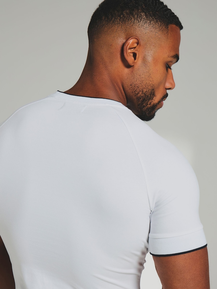 Tailored Athlete White Muscle Fit Fine Tipped T-Shirt - Image 2 of 5