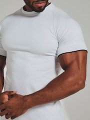 Tailored Athlete White Muscle Fit Fine Tipped T-Shirt - Image 4 of 5
