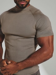 Tailored Athlete Green Muscle Fit Fine Gauge Knitted T-Shirt - Image 5 of 6